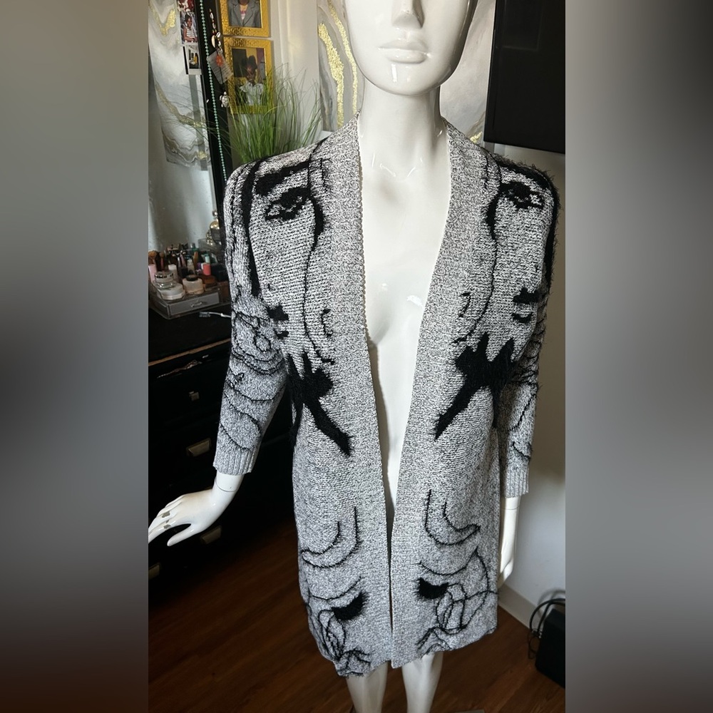 Abstract Face Design Gray Sweater